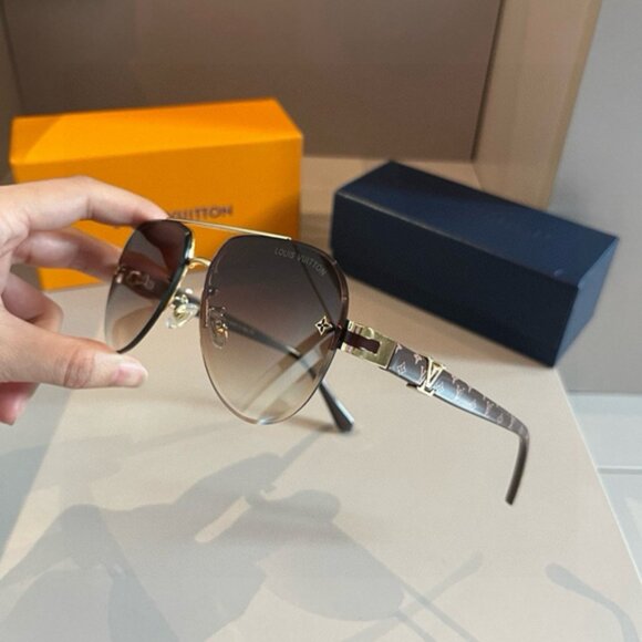 Louis Vuitton Gold Metal Frame Brown Sunglasses - Picture 3 of 7